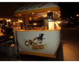 Chiosco_Florens_Street_Food_Truck_Mozgo_fagyibolt_Kioszc_Fagylalt_ice_cream_trailer_RESIZE_51